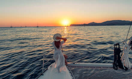 Caldera Yachting: Luxury Cruises in Santorini Greece